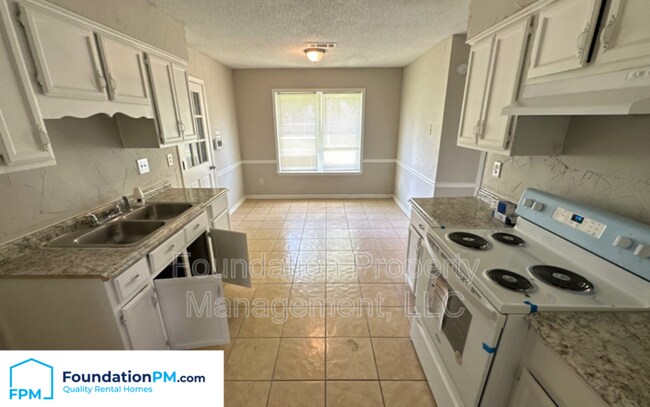 Photo - 4611 Tracy Lynn Dr