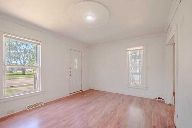 Photo - 819 Oakland Dr