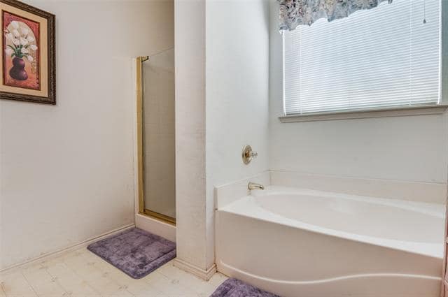 Photo - 716 Kristi Ln