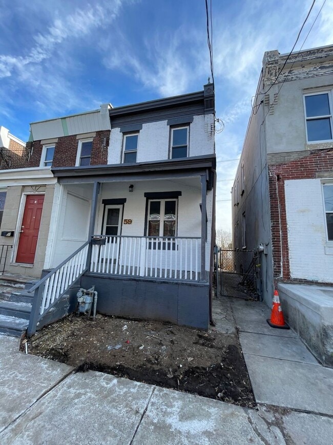 Spacious 3 Bedroom 2 Bath in Darby - Spacious 3 Bedroom 2 Bath in Darby House
