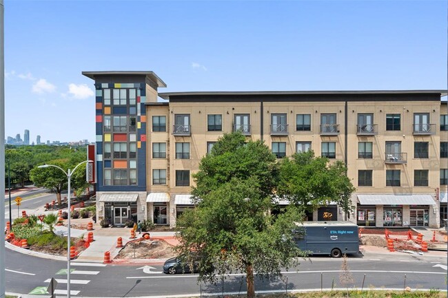 Building Photo - 1701 Simond Ave Unit 316 Rental