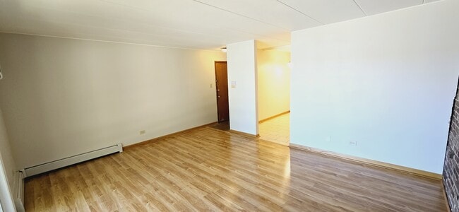 Photo - 9625-9633 Ridgeland Ave