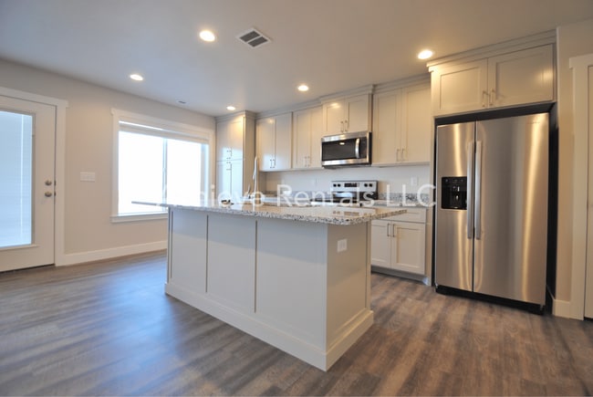 Photo - 4111 S 2800 W