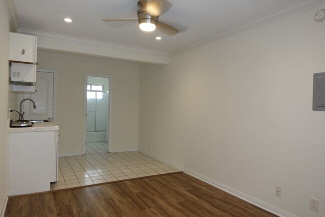 mat40 - mat40 Apartment Unit 2.5