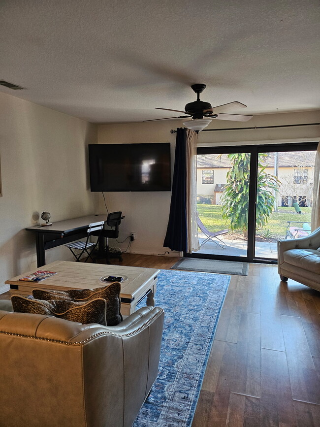 Photo - 4202 Brigadoon Cir