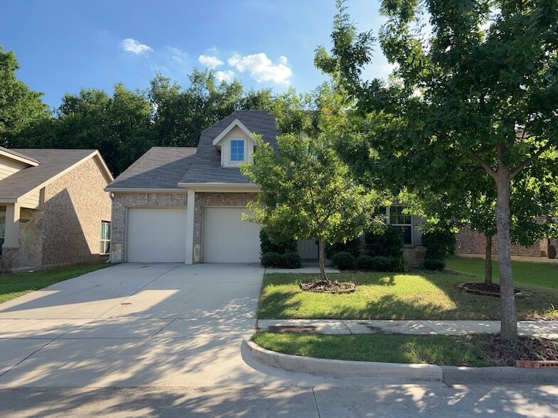 Photo - 257 Allerton Ln