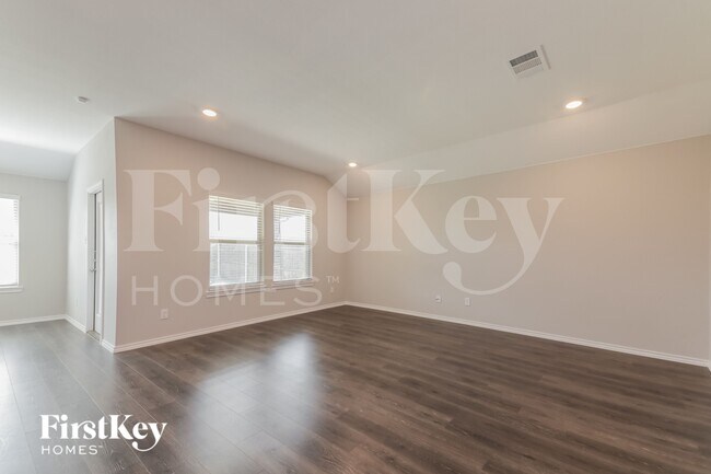 Photo - 104 Easy Goer Trl