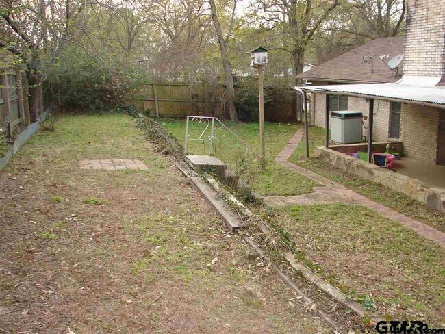 Photo - 601 Jeffery Dr