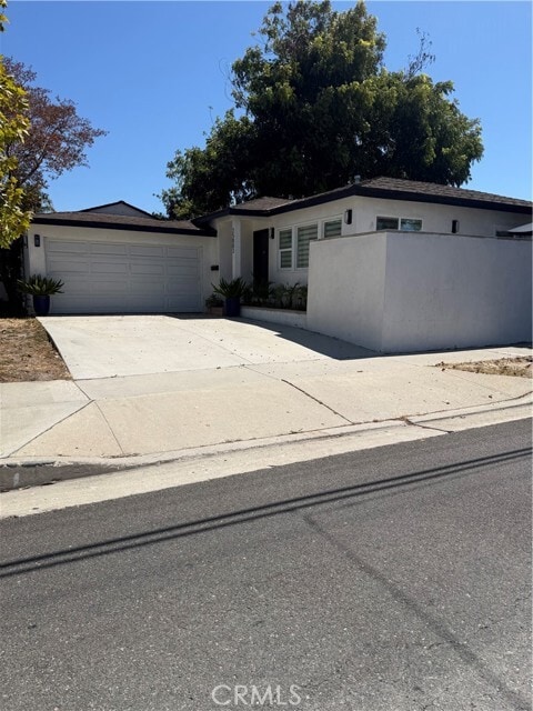 Photo - 25003 Andreo Ave
