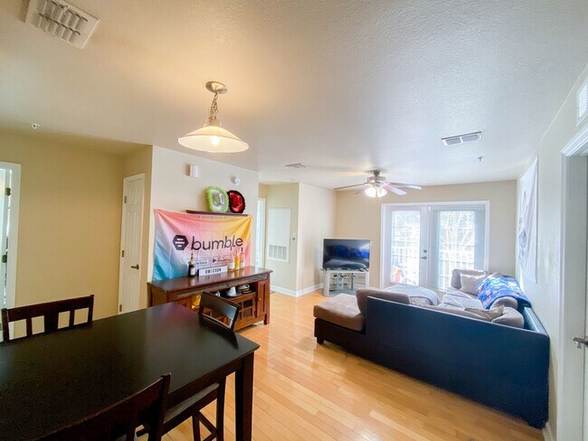 Photo - Oxford Terrace Bedroom Unit Phase II