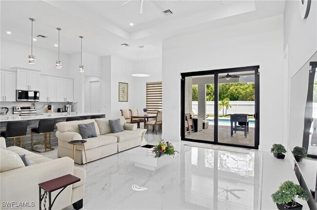 Photo - 117 NW 4th Pl House