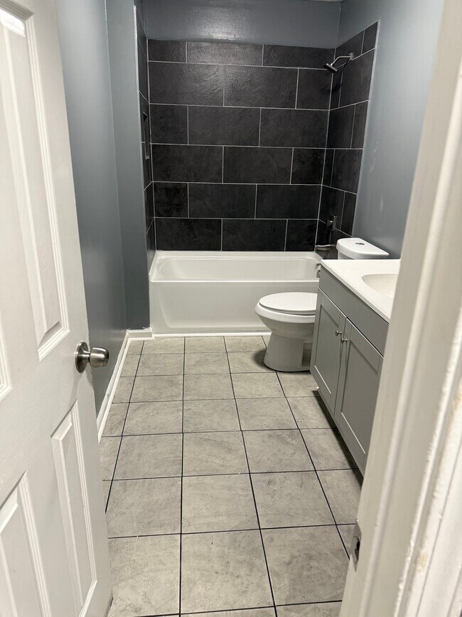 Photo - 6100 Green Leaf Ct SW