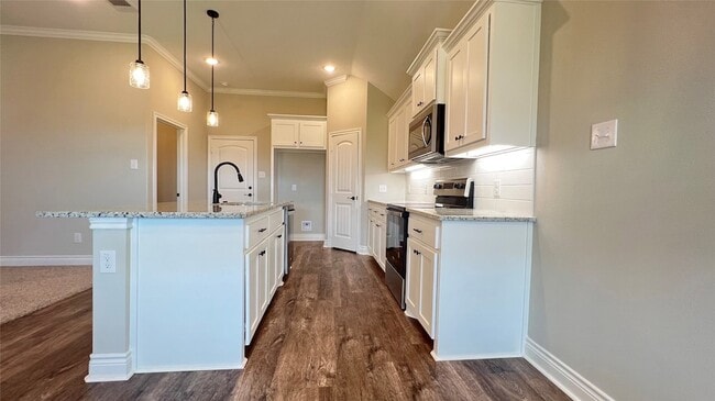 Photo - 805 Ransom Wy