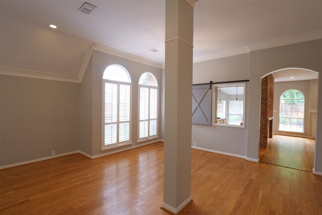 Photo - 1310 Westwick Forest Ln