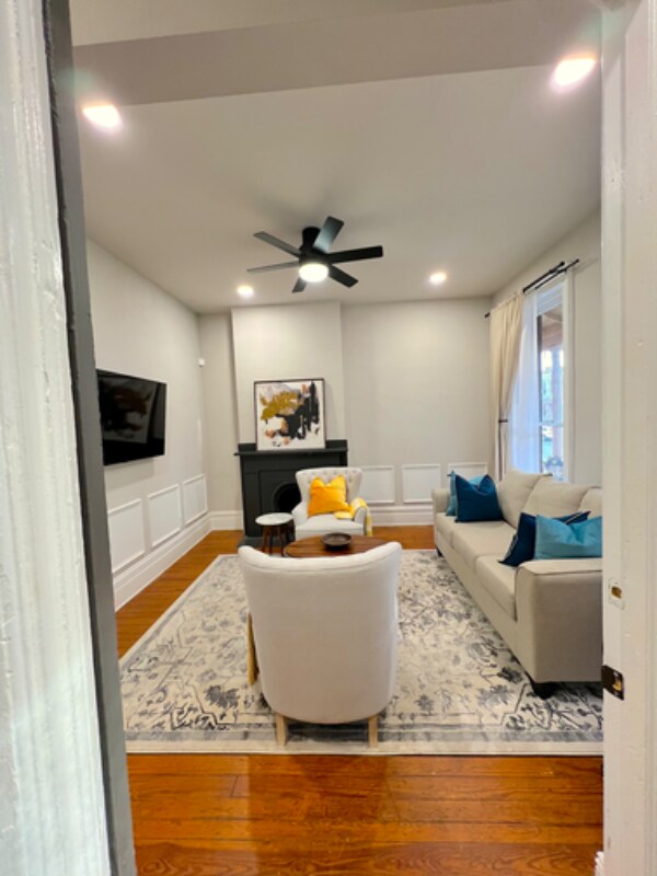 Photo - 2616 E Franklin St Unit 1