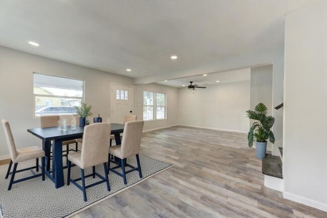Photo - 3705 Rawley St