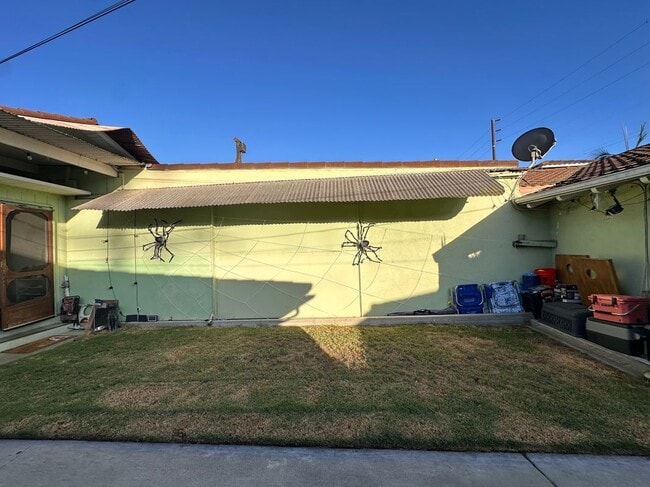 Photo - 9615 Walnut St Unit 1/2