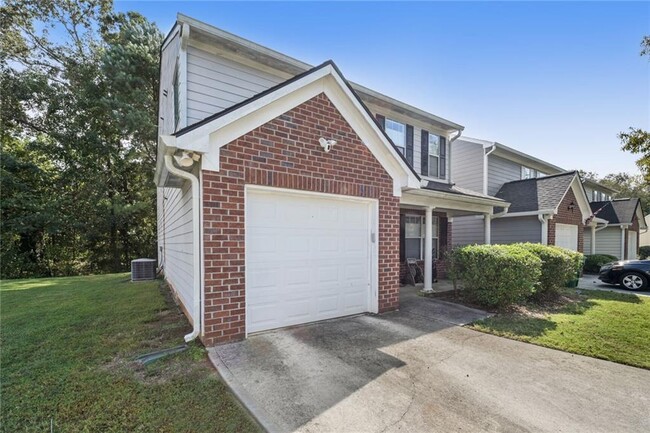 Photo - 2369 Charleston Pointe SE House