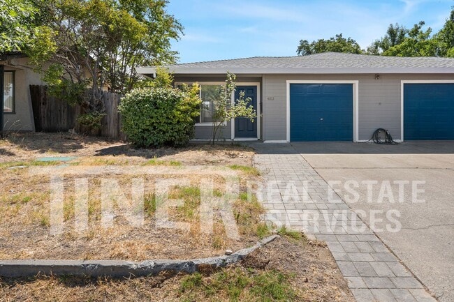 Building Photo - 4812 Robert Frost Way