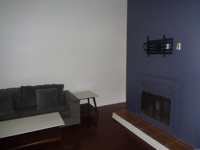 Photo - 301 Kings Row Dr Unit 304