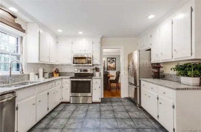 Photo - 3011 Fincastle Ct