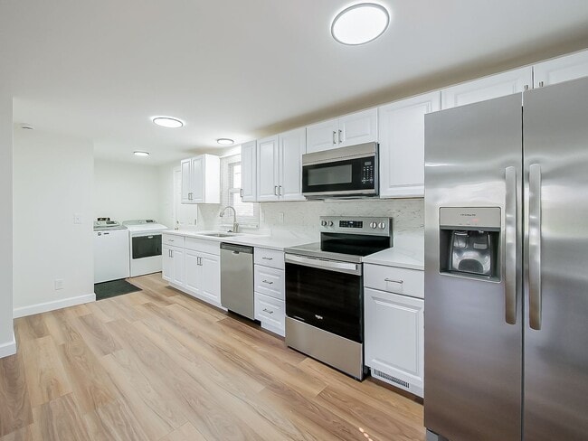 Photo - AVAILABLE NOW! Charming 3-Bed Home in Desirable White Lake Community