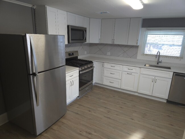 Photo - 10906 North St Unidad B