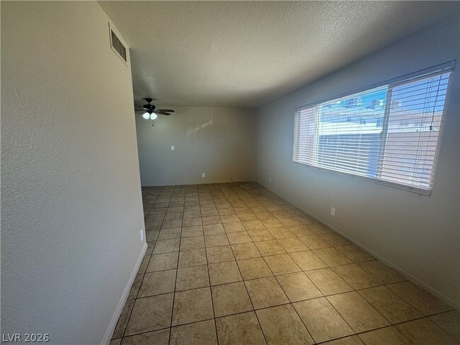 Photo - 4360 Twin View Cir