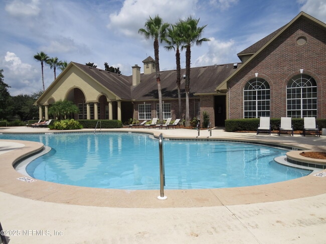 Photo - 7800 Point Meadows Dr Unit 631