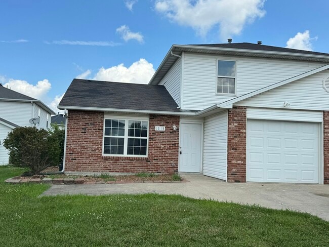 1615 High Quest Cir