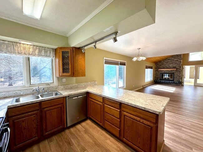 Photo - LIKE NEW REMODEL!
