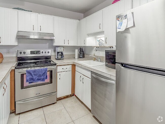 Building Photo - Dillon Valley East Condo! Two parking spot...