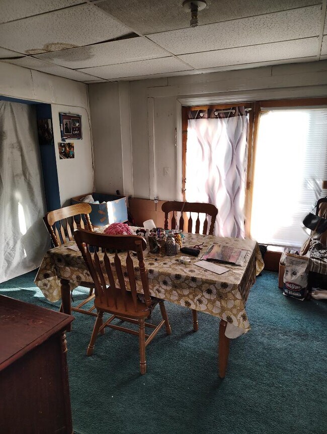 Photo - 353 W 26th St