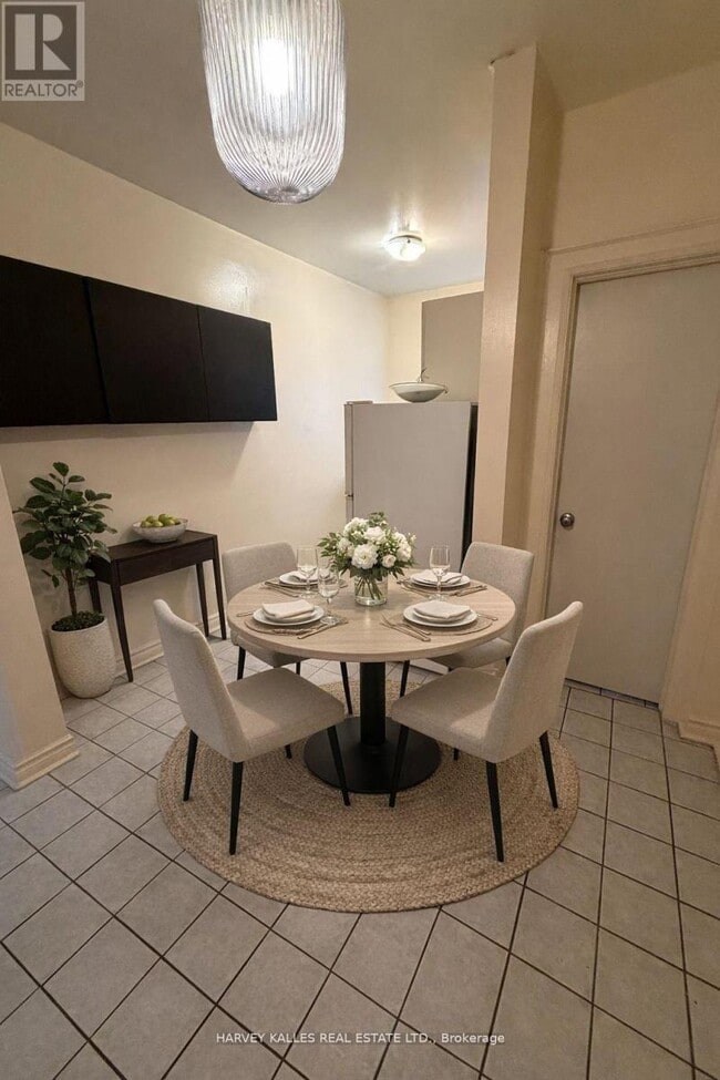 Photo - 105 Kenwood Ave Unit #103