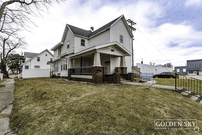 Building Photo - 115 E Willard St Unit 1 Rental