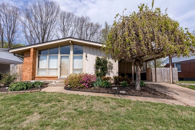 Building Photo - 3025 Vogue Ave