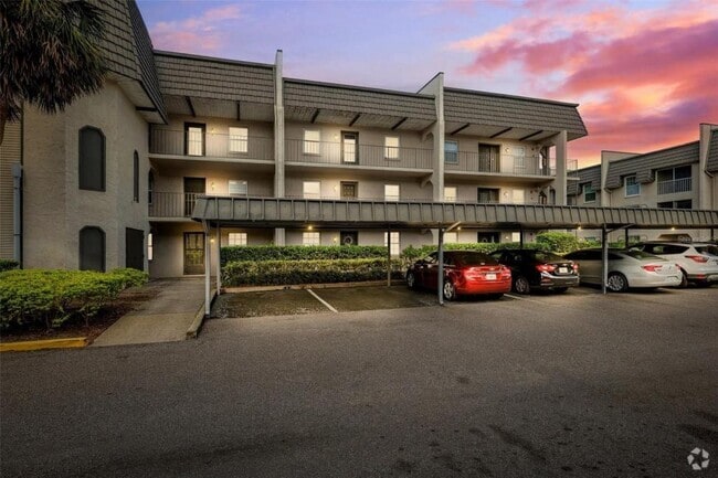 Building Photo - 8703 Bardmoor Blvd Rental