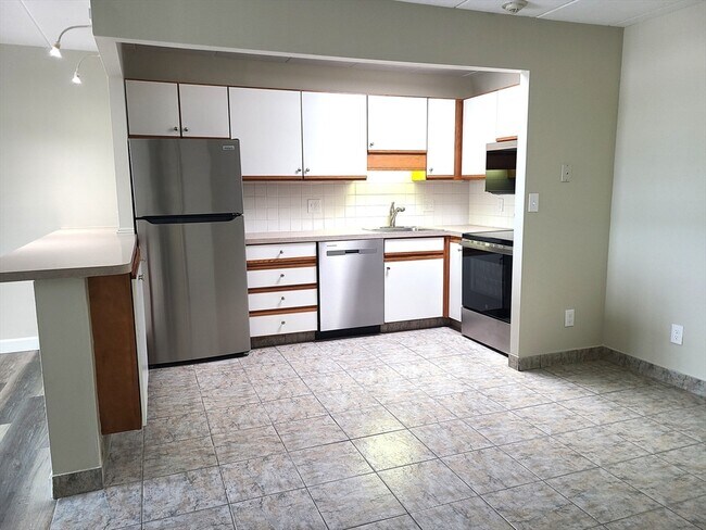 Photo - 576 Washington St Unidad 410