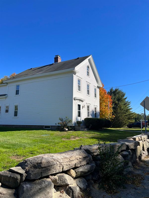 Photo - 23 Post