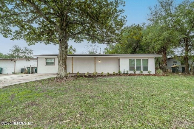 Building Photo - 10856 Hawaii Dr S Rental