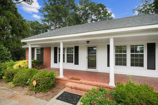 Photo - 1202 Patetown Rd