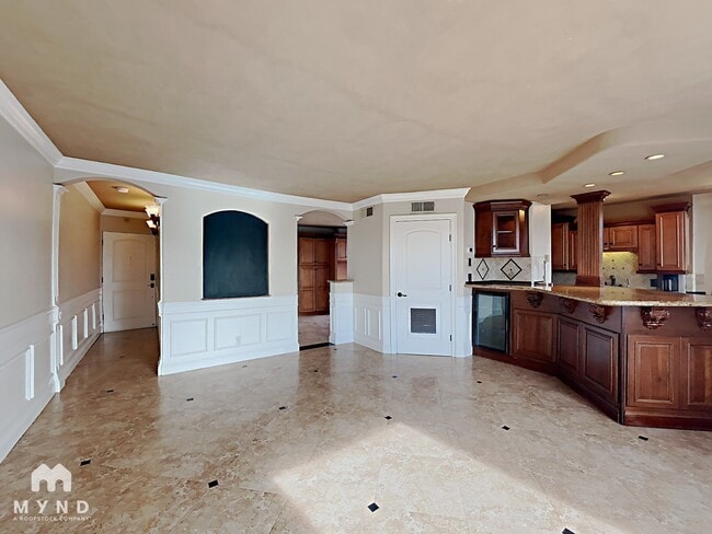 Photo - 280 Island Ave