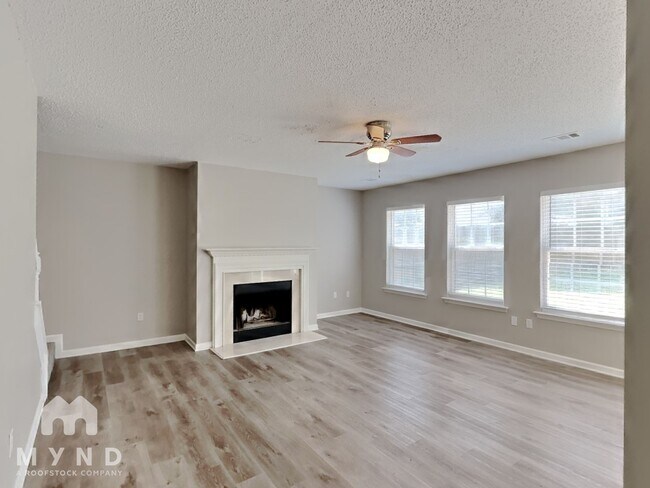 Photo - 3547 Devon Chase Rd