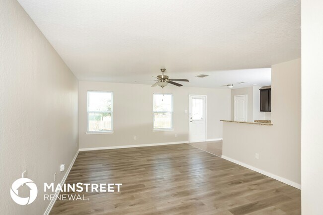 6138 Lakefront