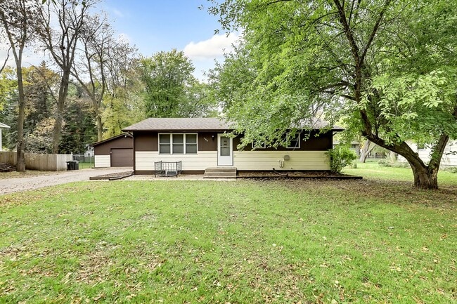 Photo - Great 4-Bed 2-Bath Home in Champlin - Available 7/1!