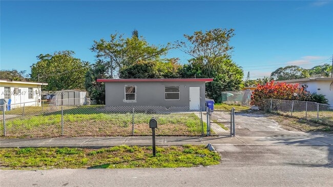 Photo - 2408 NW 8th St