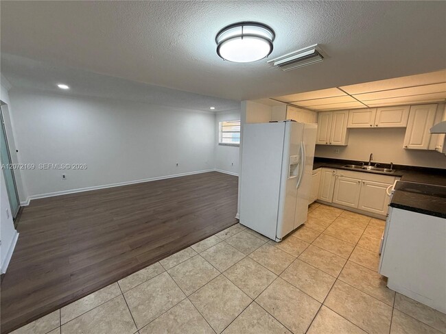 11101 Royal Palm Blvd Unit 203