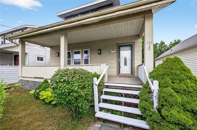 Building Photo - 111 Maplehurst Ave