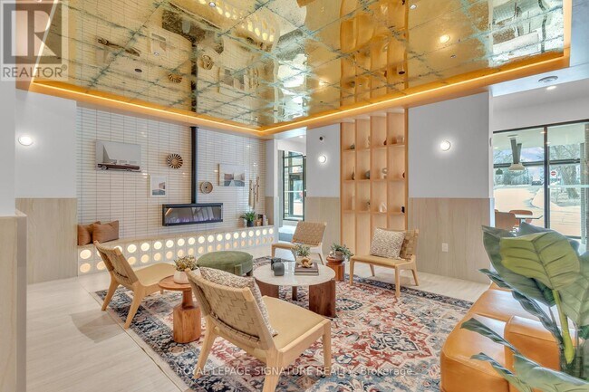 Photo - 1660 Bloor St W Unité 414