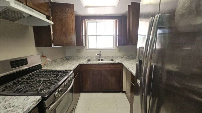 Photo - 934 Dellbrook Dr